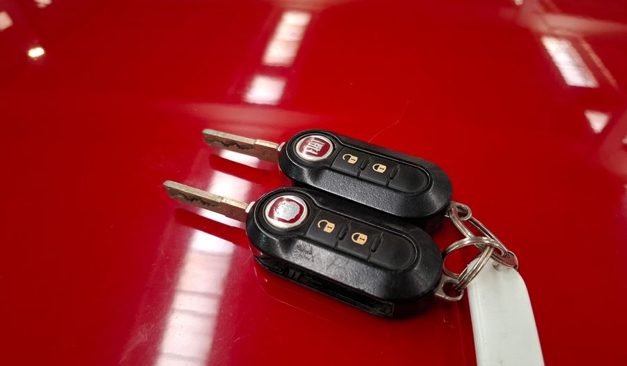 Fiat Mobi 1.0 EASY Hatchback 2017