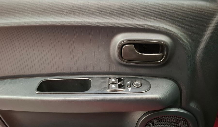Fiat Mobi 1.0 EASY Hatchback 2017