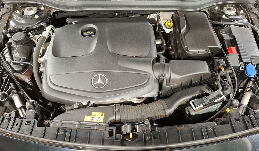 Mercedes Benz Clase Gla 1.6 GLA 200 SPORT DCT Suv 2020