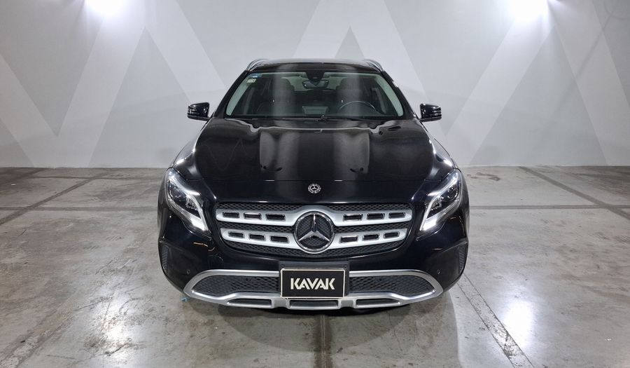 Mercedes Benz Clase Gla 1.6 GLA 200 SPORT DCT Suv 2020