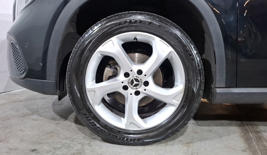 Mercedes Benz Clase Gla 1.6 GLA 200 SPORT DCT Suv 2020
