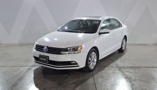 Volkswagen • Jetta