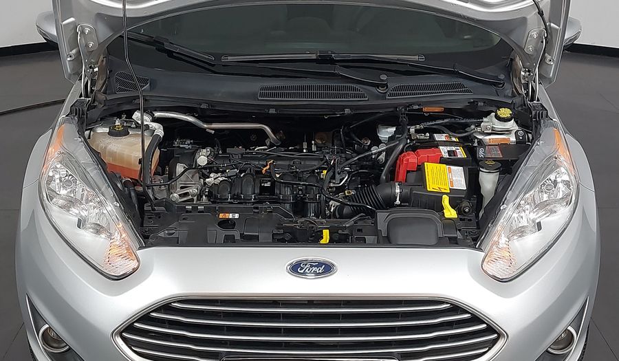 Ford Fiesta SE SEDAN Sedan 2015
