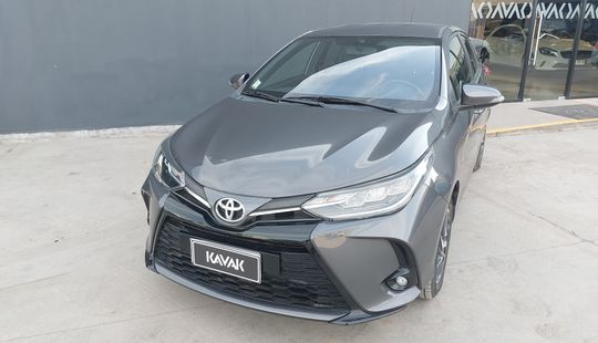 2022 • 8.000 km • Manual