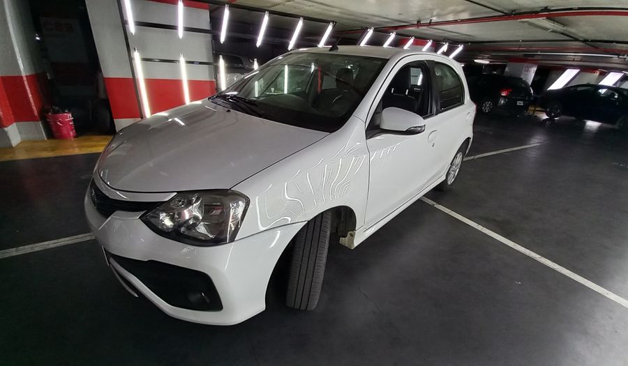 Toyota Etios 1.5 XLS Hatchback 2017