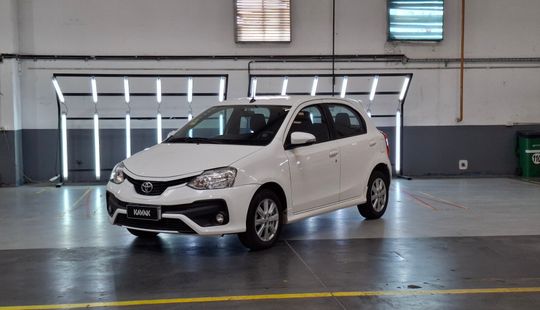 Toyota • Etios