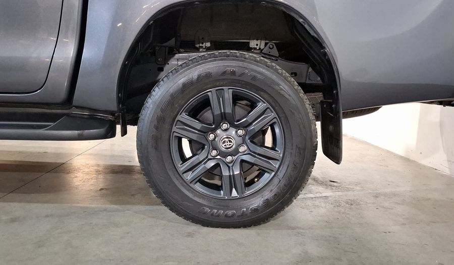 Toyota Hilux 2.7 SR DOBLE CABINA Pickup 2022