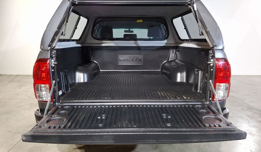 Toyota Hilux 2.7 SR DOBLE CABINA Pickup 2022