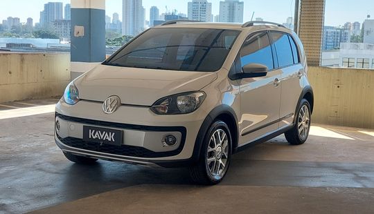 Volkswagen • Cross Up