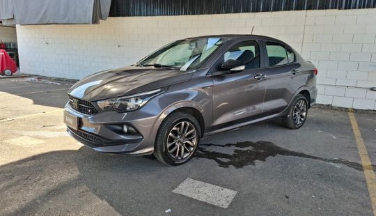 Fiat • Cronos