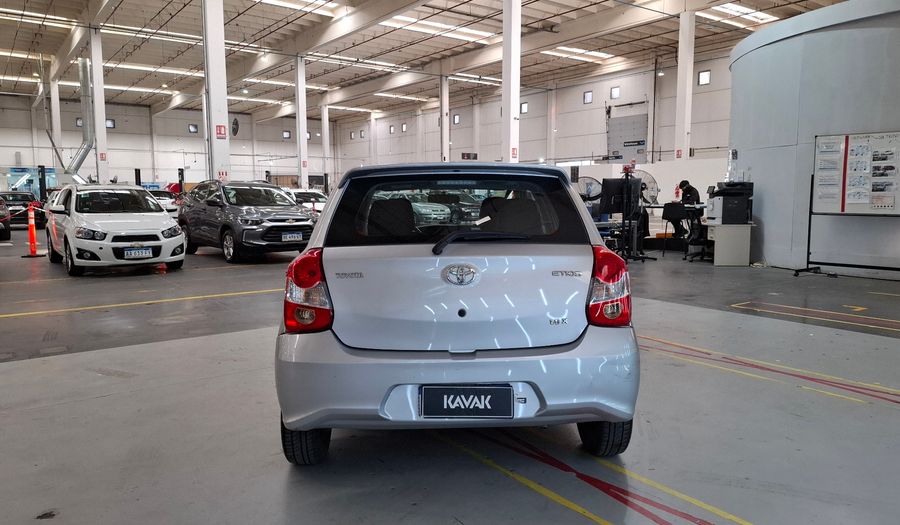 Toyota Etios 1.5 X Hatchback 2023