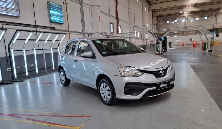 Toyota Etios 1.5 X Hatchback 2023