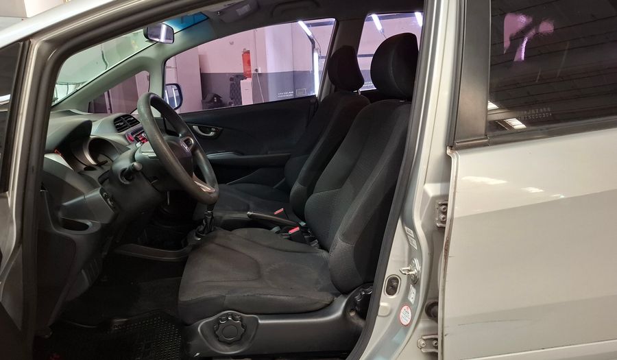 Honda Fit 1.4 LX MT Hatchback 2010