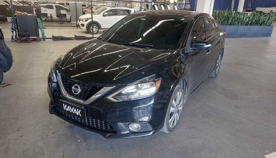Nissan • Sentra
