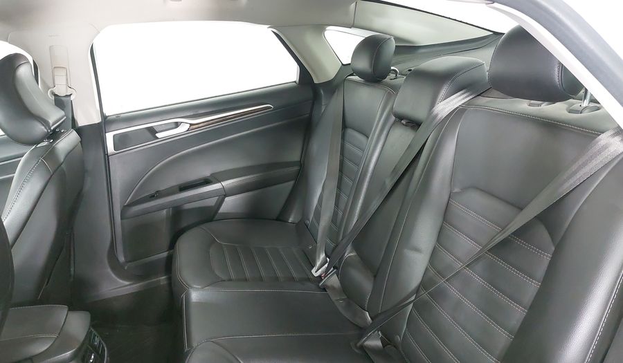 Ford Fusion 2.0 GTDI SE LUXURY AT Sedan 2015