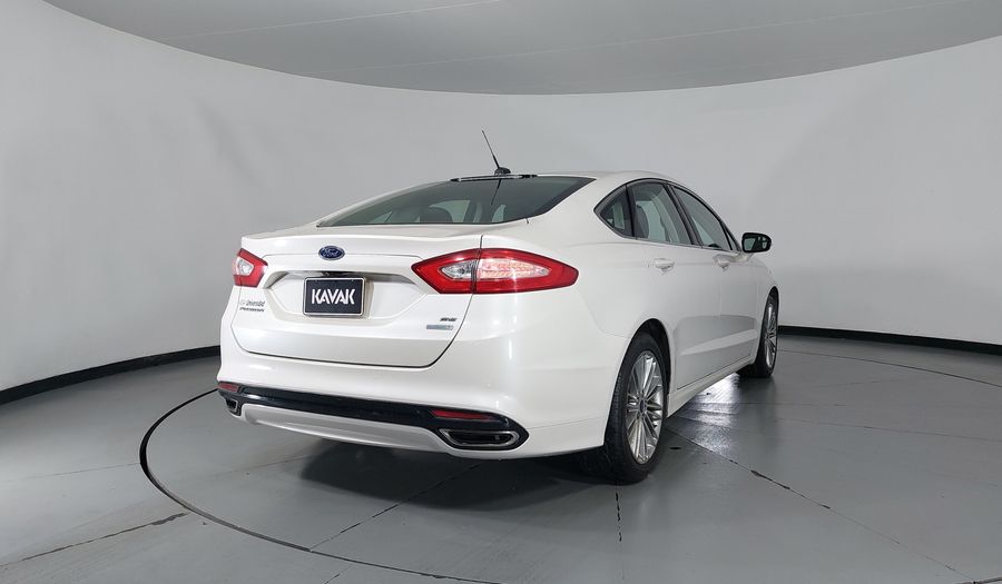 Ford Fusion 2.0 GTDI SE LUXURY AT Sedan 2015