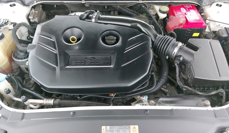 Ford Fusion 2.0 GTDI SE LUXURY AT Sedan 2015