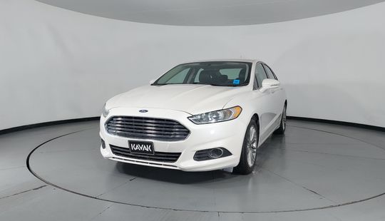 Ford • Fusion