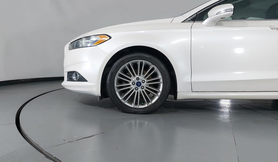 Ford Fusion 2.0 GTDI SE LUXURY AT Sedan 2015