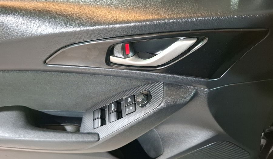 Mazda 3 2.0 SEDAN I TOURING TA Sedan 2016