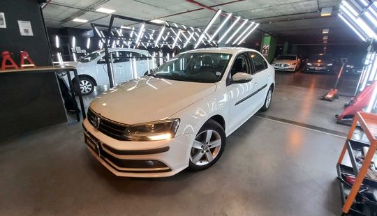 Volkswagen • Vento