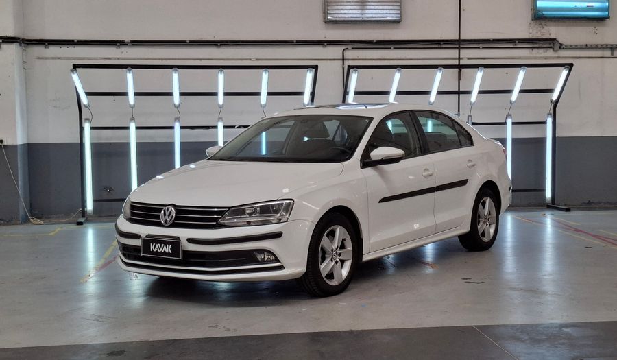 Volkswagen Vento 2.5 LUXURY TIPTRONIC Sedan 2015
