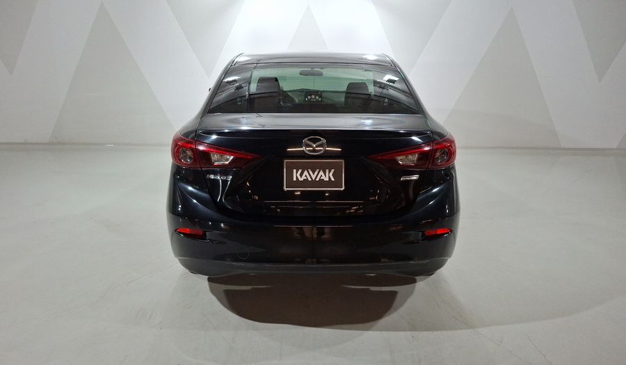 Mazda 3 2.5 SEDÁN S GT TA Sedan 2015