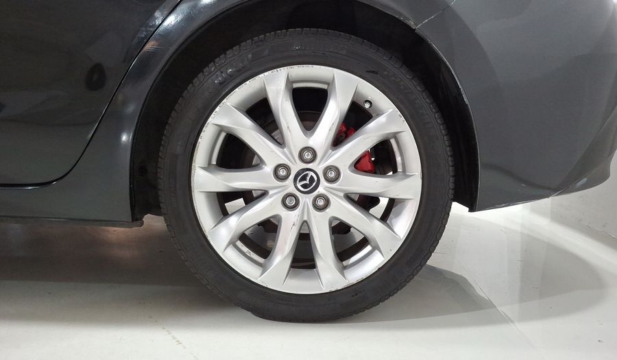 Mazda 3 2.5 SEDÁN S GT TA Sedan 2015