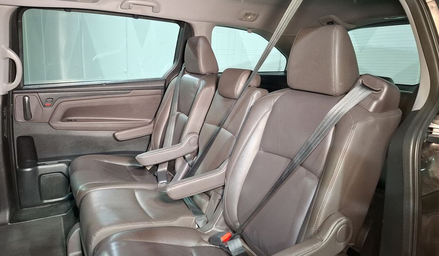 Honda Odyssey 3.5 TOURING AUTO Minivan 2018