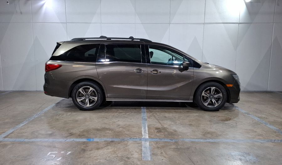 Honda Odyssey 3.5 TOURING AUTO Minivan 2018