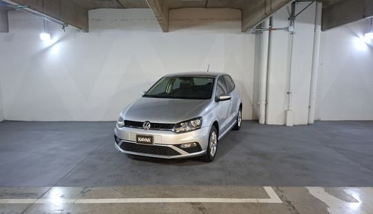 Volkswagen • Polo