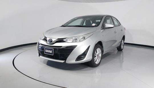 Toyota • Yaris