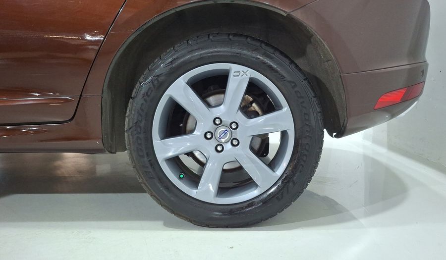 Volvo Xc60 2.0 KINETIC AT Suv 2014