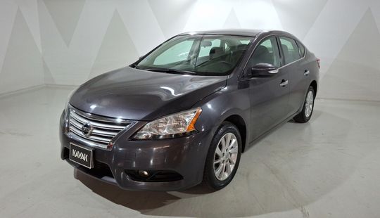 Nissan • Sentra