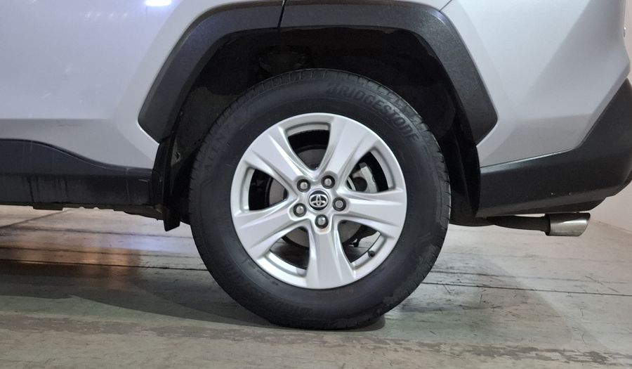 Toyota Rav4 2.5 LE AUTO Suv 2020