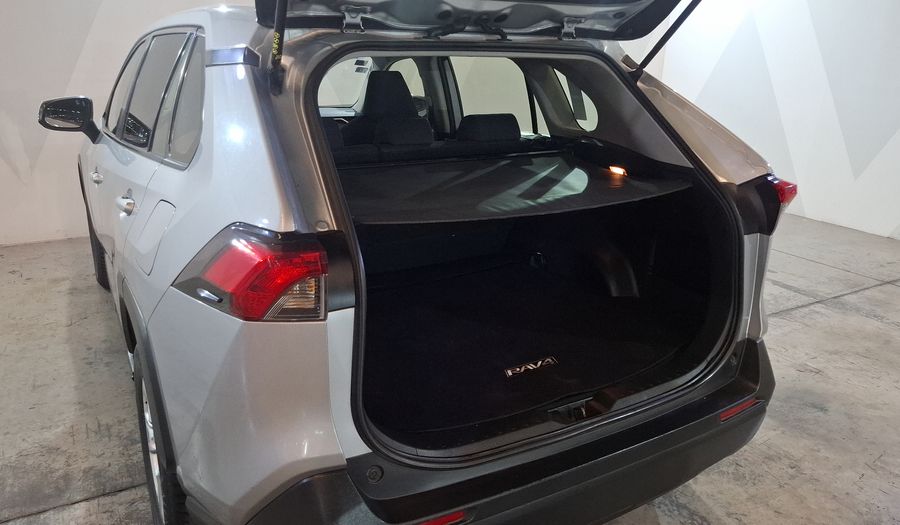 Toyota Rav4 2.5 LE AUTO Suv 2020
