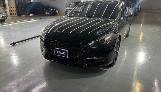 2018 • 68,330 km • Automático