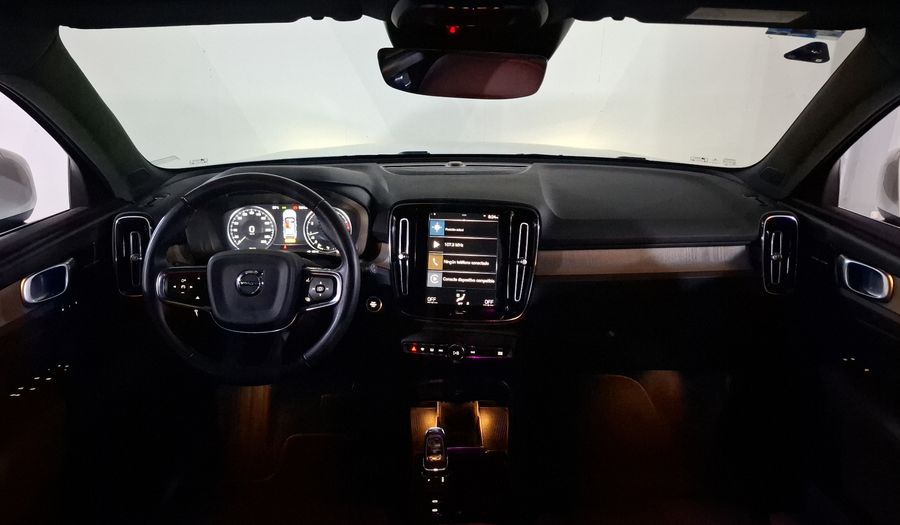 Volvo Xc40 2.0 T4 INSCRIPTION AUTO Suv 2020