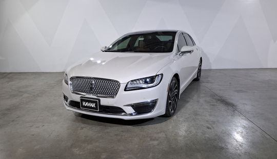 Lincoln • MKZ