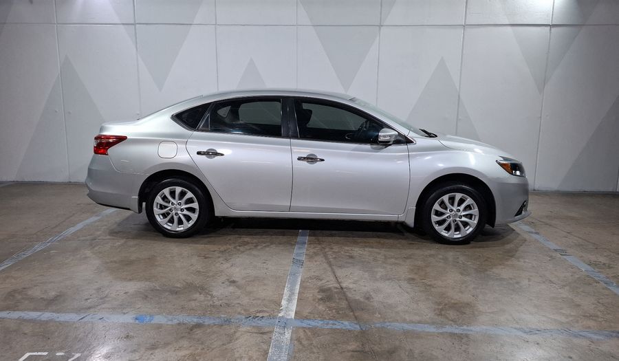 Nissan Sentra 1.8 ADVANCE CVT Sedan 2017