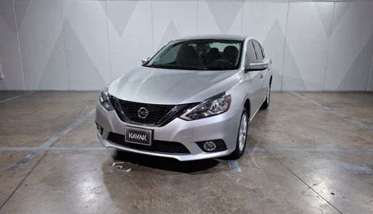 Nissan • Sentra