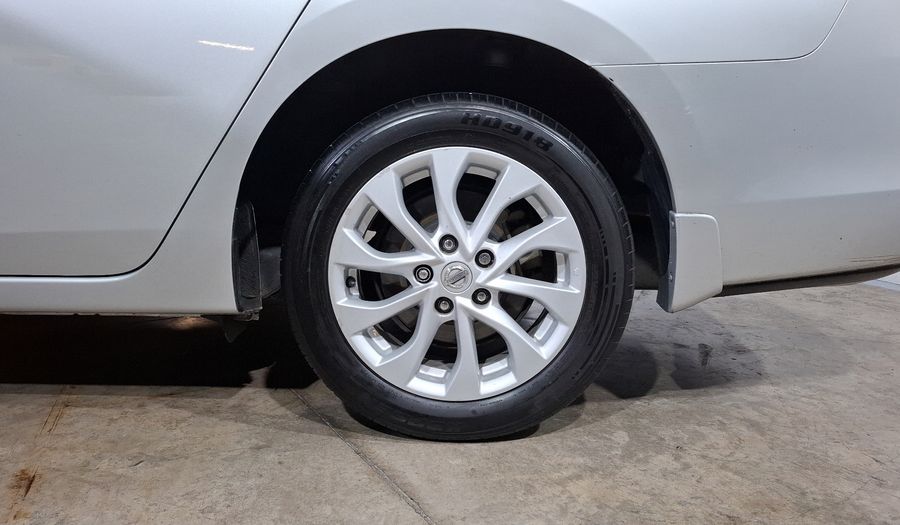 Nissan Sentra 1.8 ADVANCE CVT Sedan 2017