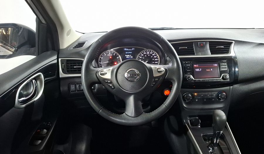 Nissan Sentra 1.8 ADVANCE CVT Sedan 2017