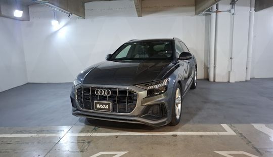 Audi • Q8
