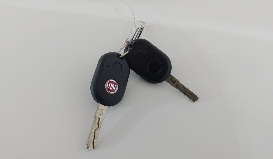 Fiat Uno FIRE FLEX ATTRACTIVE Hatchback 2021