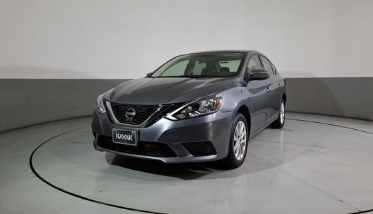 Nissan • Sentra