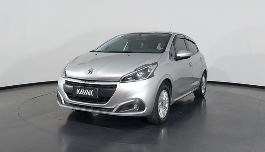Peugeot • 208