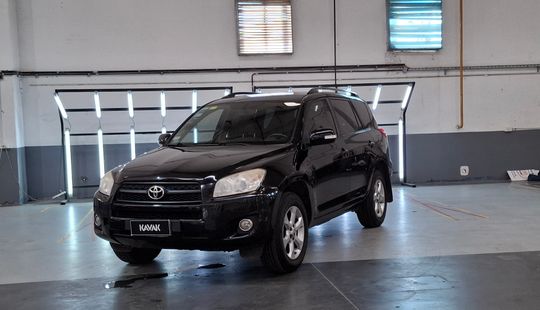 Toyota • RAV4