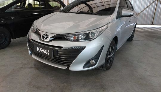 Toyota • Yaris