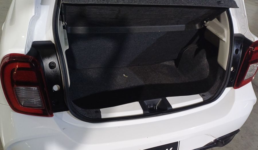 Nissan March 1.6 SENSE Hatchback 2021